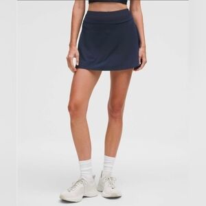 Lululemon Lightweight HR Tennis Skirt True Navy Sz 6